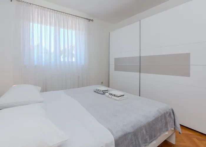 House Lavanda Ferienhaus Gornji Zemunik