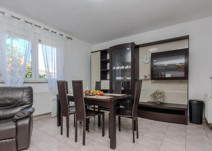Ferienhaus House Lavanda Gornji Zemunik