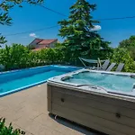 Дом отдыха House Lavanda *