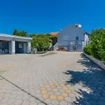 Дом отдыха House Lavanda