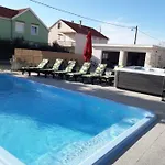 House Lavanda Дом отдыха